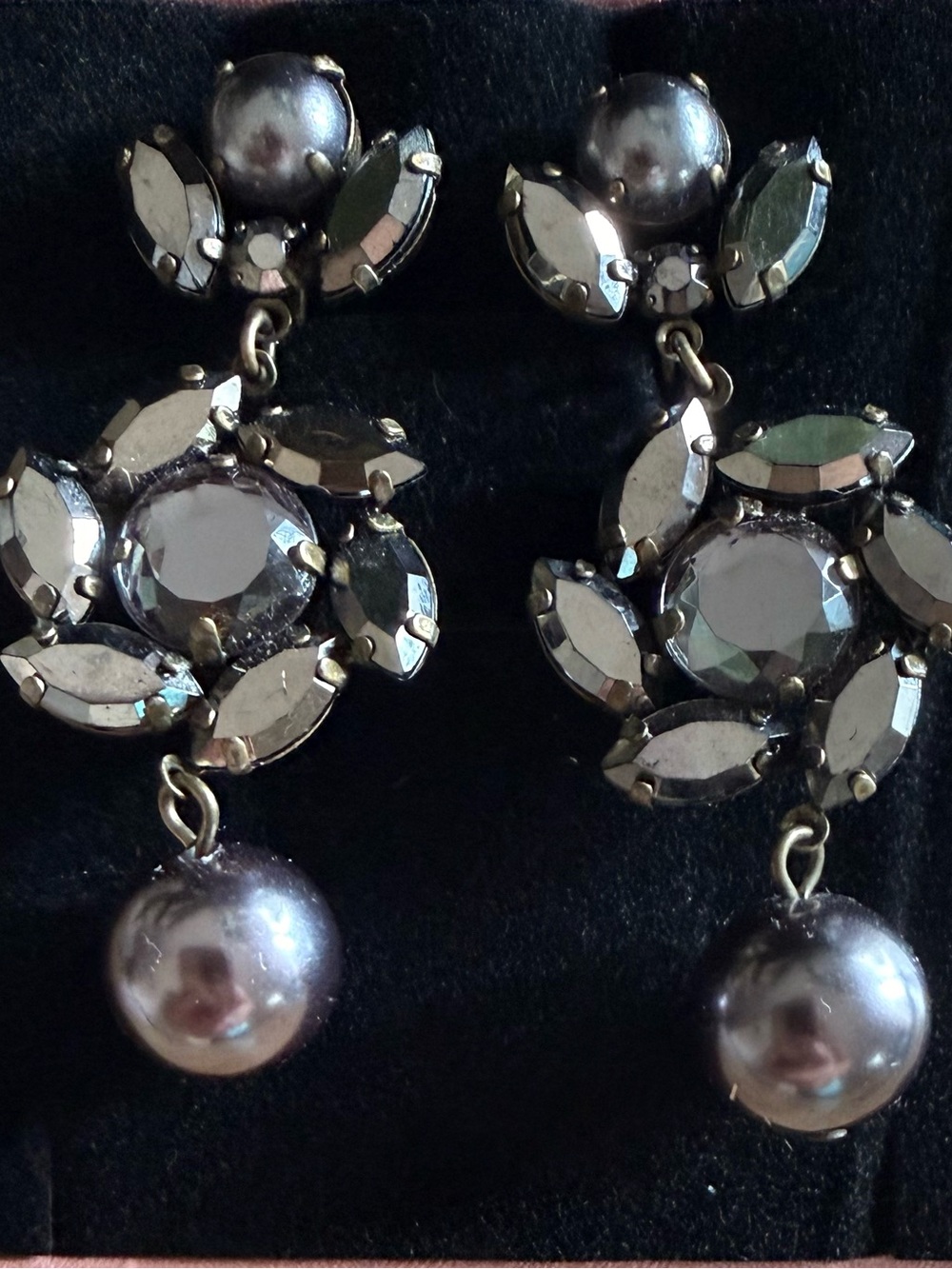 NWT Vintage 90’s Dangle Drop Earrings Dark Metal 3 inches